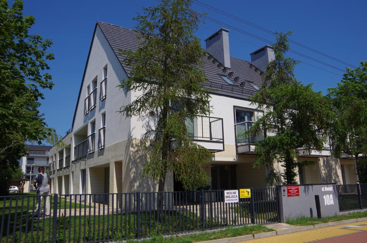 Osrodek Wczasowy Medyk Pum Aparthotel Dziwnow Exterior photo