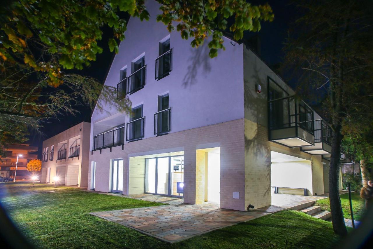 Osrodek Wczasowy Medyk Pum Aparthotel Dziwnow Exterior photo